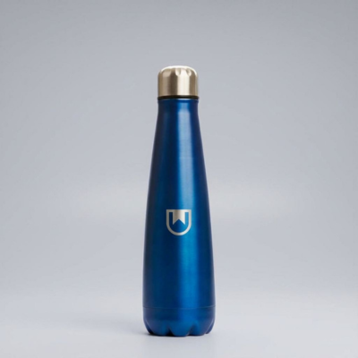 Botella azul personalizada finalizada